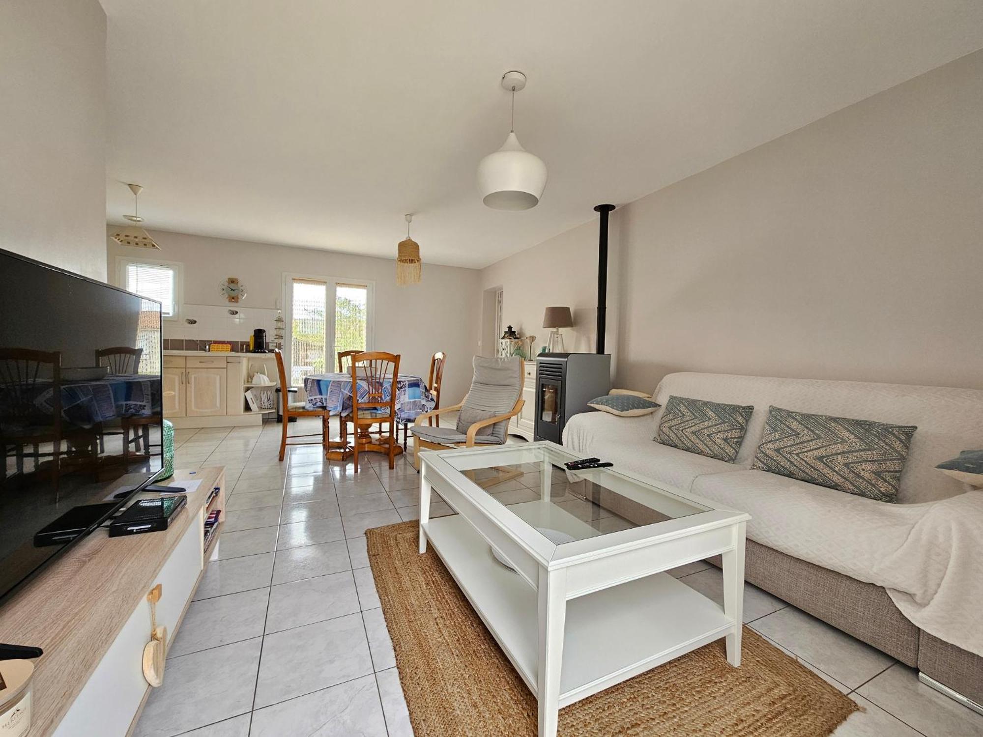 Maison Recente 5 Pers, Proche Mer Et Bourg, Jardin, Barbecue, Wifi, Animaux Sur Demande - Fr-1-476-165 Grues Luaran gambar
